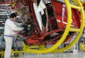 La cerimonia della consegna al responsabile del brand Fiat, Olivier Francois ha visto gli operai impegnato nell’apposizione della propria firma sulla carrozzeria della vettura, cui si sono aggiunte anche quelle di John Elkann e Sergio Marchionne. 
