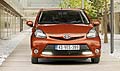 New Toyota Aygo MY 2012 linee del frontale, caratterizzato da una nuova e più ampia griglia nella quale saranno inserite (ma sono a pagamento) le luci diurne a Led