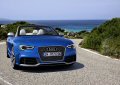 Il conducente ha diverse modalità a disposizione per usare il cambio a sette rapporti S tronic. Il livello completamente automatico comprende i programmi D (Drive) e S (Sport). 