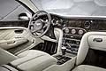 Grazie all’offerta del sistema ibrido di Bentley, i clienti potranno scegliere fra vari propulsori moderni.