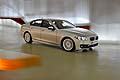 La nuova entry level è la versione BMW 518d, il cui propulsore quattro cilindri diesel con tecnologia BMW TwinPower Turbo da 143 CV sarà disponibile sia per la nuova BMW Serie 5 berlina che per la nuova BMW Serie 5 Touring.