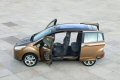 La gamma si articolerà inizialmente su due motorizzazioni, il 1400 cc da 90 CV a benzina e il 1600 cc TDCi da 95 CV turbodiesel.