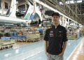La vettura raggiunge una velocità autolimitata di 250 km/h e accelera da 0 a 100 km/h in 5,6 secondi.