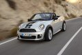 Due posti, tetto in tela e tante emozioni, questi sono gli ingredienti dell’inedita Mini Roadster. 