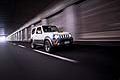 Agile e affidabile in ogni situazione, grazie anche alla trazione integrale, la special edition Suzuki Jimny Street è una off road urbana estrema, che segue la filosofia Parkour, sport acrobatico metropolitano di grande tendenza in tutte le città.