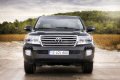 Si aggiorna anche la gamma delle unità, dove debutta una versione rivista del turbodiesel 32 con doppio turbo a geometria variabile e intercooler.