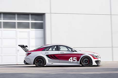 Mercedes-Benz CLA 45 AMG Racing Series