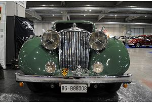 Jaguar celebra 91 anni: ad Automotoretrò che apre i battenti