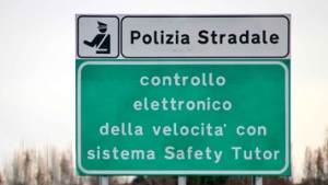 Assicurazioni: sparisce il tagliando cartaceo Assicurazioni: sparisce il tagliando cartaceo