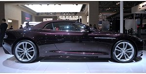 L´Aston Martin celebra l´anno del Dragone L´Aston Martin celebra l´anno del Dragone
