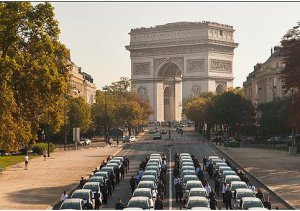Parigi: parte il progetto Autolib Parigi: parte il progetto Autolib