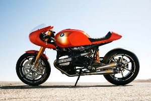 BMW Concept Ninety, tra storia e piacere di guida BMW Concept Ninety, tra storia e piacere di guida