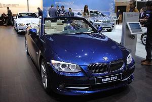 Bmw rispolvera la Serie 3, ecco le nuove Coupè e Cabrio targate 2010