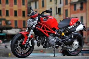 Ducati Monster 796: equilibrio tra prestazioni, bellezza e forma Ducati Monster 796: equilibrio tra prestazioni, bellezza e forma