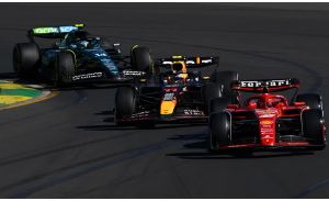 Doppietta Rossa nel GP d´Australia, trionfo di Sainz Doppietta Rossa nel GP d´Australia, trionfo di Sainz