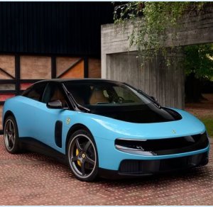 Ferrari Luce: purché se ne parli?