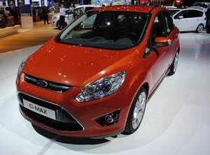 Ford: il futuro è ibrido