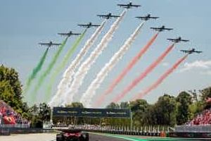 Sul circuito di Monza vittoria di Verstappen, le Ferrari deludono Sul circuito di Monza vittoria di Verstappen, le Ferrari deludono