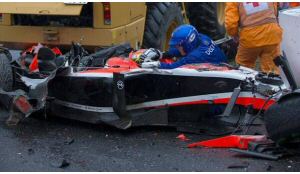 GP del Giappone: vince Hamilton. Grave incidente per Bianchi