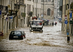 Maltempo al Centro-Nord, problemi per la viabilità Maltempo al Centro-Nord, problemi per la viabilitÃ