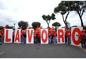 Fiom in piazza a Roma, lavoratori dell´automobile in lotta per i loro diritti