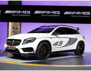 Mercedes GLA 45 AMG Concept, sportiva ed efficiente Mercedes GLA 45 AMG Concept, sportiva ed efficiente