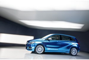 Mercedes Concept Classe-B Electric Drive, l´elettromobilità in vetrina a Parigi
