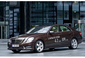 Mercedes E BlueTEC Hybrid sul mercato italiano da giugno Mercedes E BlueTEC Hybrid sul mercato italiano da giugno