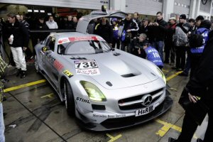 Mercedes SLS AMG GT3: debutto al Nurburgring