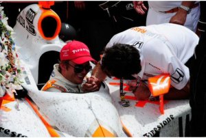 Indycar: muore in pista il pilota britannico Wheldon Indycar: muore in pista il pilota britannico Wheldon