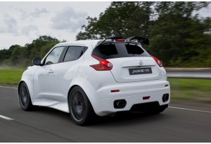 Nissan Juke-R, il Crossover compatto diventa realtà Nissan Juke-R, il Crossover compatto diventa realtà