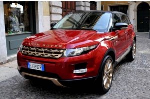 Special edition: Range Rover Evoque Bollinger Special edition: Range Rover Evoque Bollinger