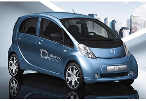 Mobilità sostenibile: Trenitalia e Maggiore lanciano il servizio EcoRent