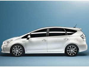 Prius + 2011: nuova tecnologia ibrida targata Toyota Prius + 2011: nuova tecnologia ibrida targata Toyota
