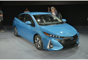 Nuova Toyota Prius Plug-In Hybrid: reveal a New York Nuova Toyota Prius Plug-In Hybrid: reveal a New York