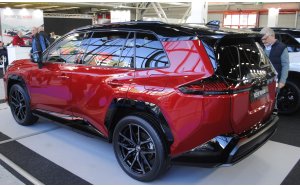 Presentato il nuovo Toyota Rav 4 a Bologna Presentato il nuovo Toyota Rav 4 a Bologna