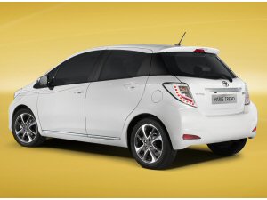 Nuova Yaris Trend, l´esordio al Salone di Parigi Nuova Yaris Trend, l´esordio al Salone di Parigi