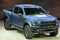 Il colpo di scena finale è rappresentato dalla forza e dalla potenza del nuovissimo Ford F-150 Raptor, pick-up declinato in una versione altamente performante. 