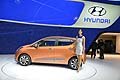 Sviluppata seguendo l’innovativo linguaggio stilistico Hyundai Fluidic Sculpture, la nuova Hyundai i10 offre linee eleganti e concrete.