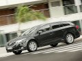 Oltre all’unità 2.0 D-4D turbodiesel da 124 cavalli, la gamma delle motorizzazioni offre: un motore 2.2 D-4D da 150 CV disponibile con Filtro Anti Particolato (DPF) e il motore benzina 1.8 da 147 CV