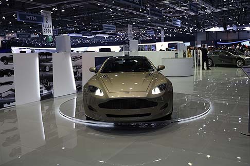 Aston Martin Jet 2