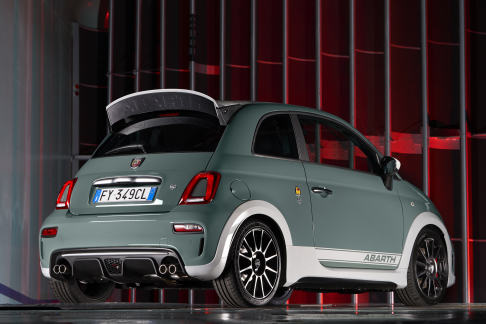 Abarth 695 70° Anniversario