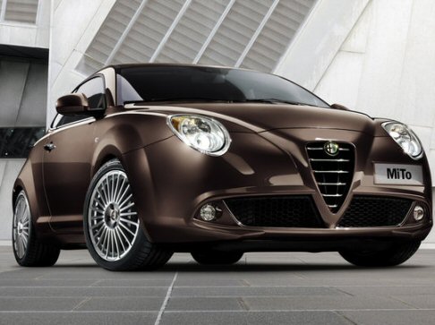 Alfa Romeo - Alfa Romeo MiTo Model Year 2011 width=