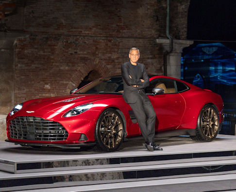 Aston Martin Vanquish 2024