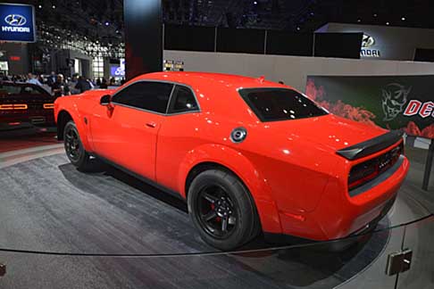 Dodge Challenger SRT Demon 