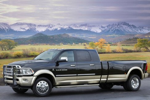 Dodge Ram Long-Hauler Concept 