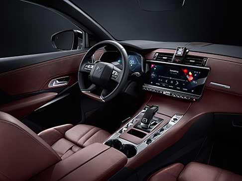 DS Automobiles 7 Crossback La Première