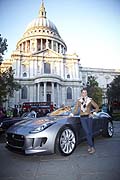 Jaguar F-Type al Paul´s Cathedral di London con Jessica Ennis al Lord Mayor´s Show