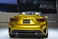 Lexus LF-C2 Concept nel posteriore ci sono prese d’aria che fanno sembrare la vettura realmente disegnata dal vento