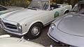 Mercedes 230 SL numero di gara 4 e l´Alfa Romeo 1300 Spider anni 70 al Rally di un Weekend di Fine Estate